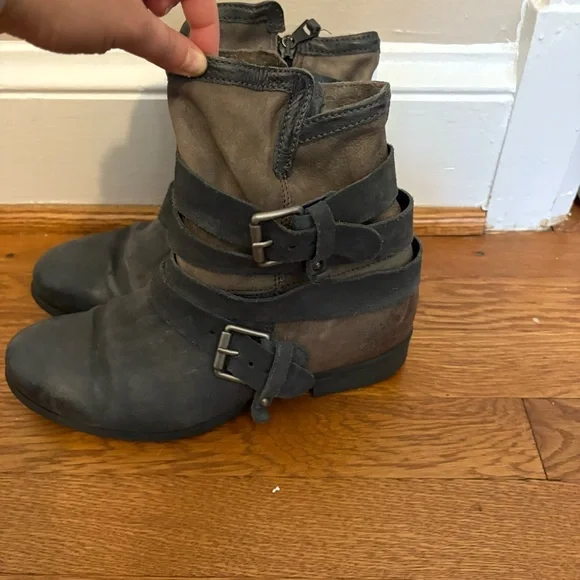Miz Mooz Savvy Moto Buckle Boots Distressed Gray - 39 - Picture 5 of 9